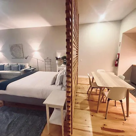 Vitoria's Terrace Apartment Porto